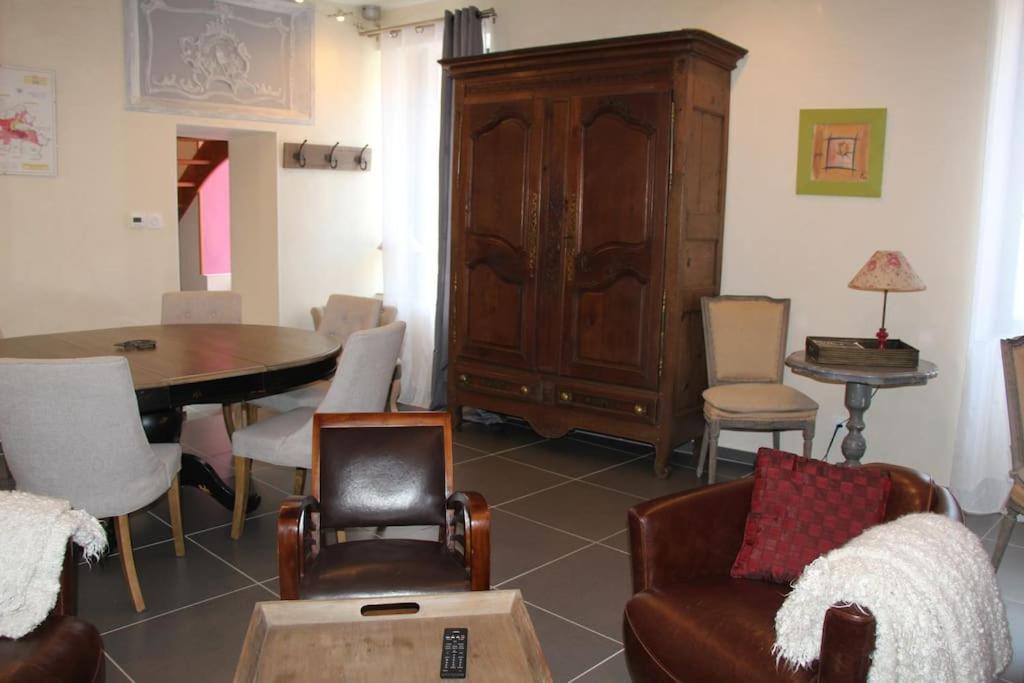 Gites De Climats De 3 A 6 Personnes Beaune  Extérieur photo